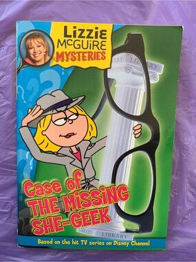 Lizzie McGuire Mysteries: Case of the Missing She-Geek - Green Cover